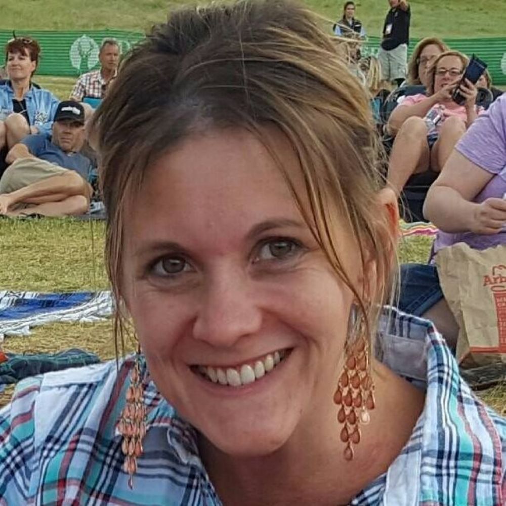 Meet your Posher, Kara